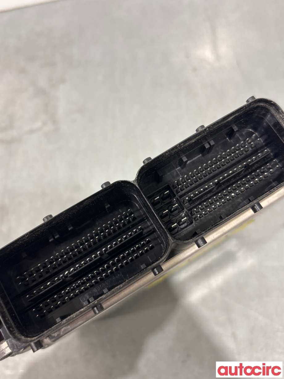 Styreenhet motor til Audi A4 2015-2019 (Type V, Fase 1) (B9) (B9) (AUDI|04L906026PP|)