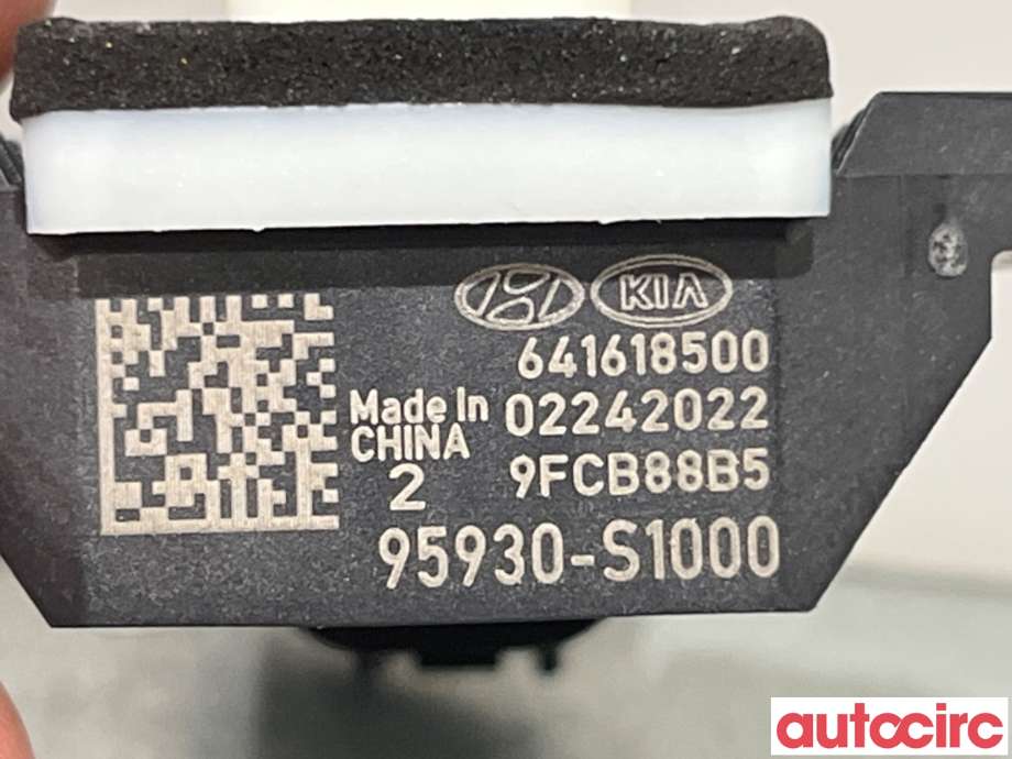 Airbag sensor høyre til Kia Sorento 2016-->> Type III (KIA|95930S1000|641618500|95930-S1000)