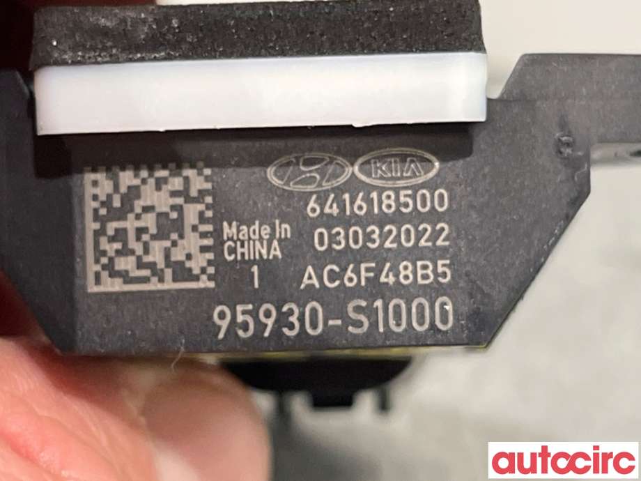 Airbag sensor venstre til Kia Sorento 2016-->> Type III  (KIA|95930S1000|641618500|95930-S1000)