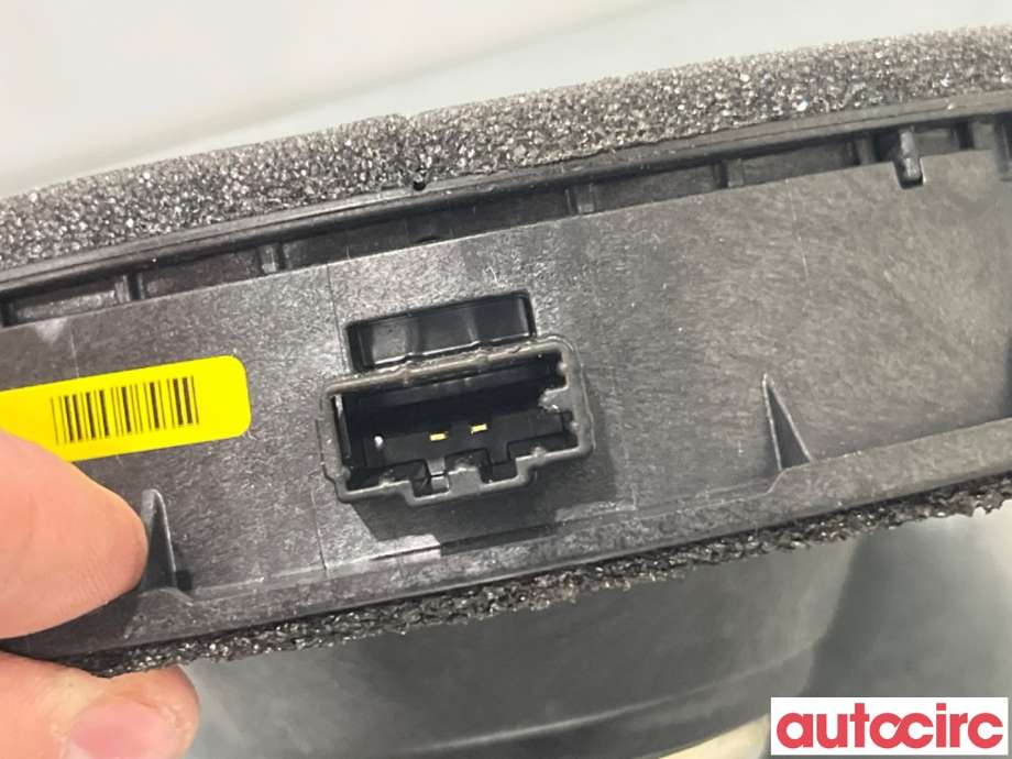 Bilstereo høyttaler til Kia Sorento 2016-->> Type III (KIA|96330P2200|804338-0040|96330-P2200)