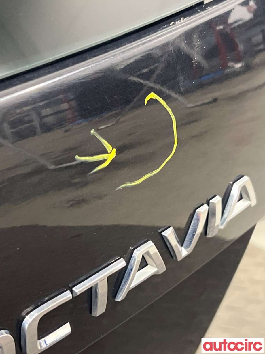 Bakluke combi til Škoda Octavia 2013-2016 (Type III, Fase 1)  (5E9827025E|5E9827023C|)