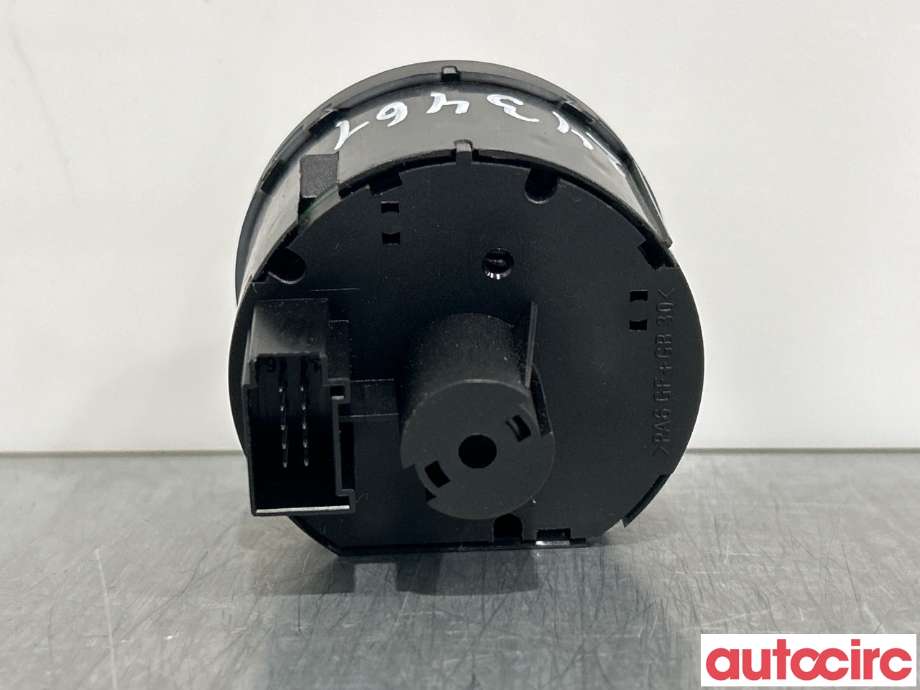 Bryter lys til VW Passat 2011-2015 (B7) (B7) (3C8941431A|)