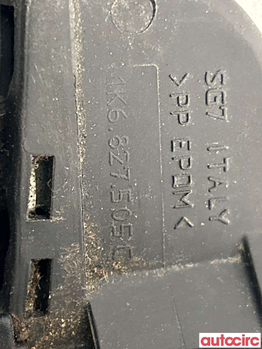 Baklukelås til VW Passat 2011-2015 (B7) (B7) (1K6827505E|)