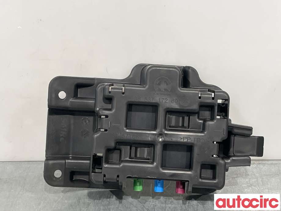 Antenne navigasjon til Peugeot Partner 2019-->> (Type III)  (9841940480|)