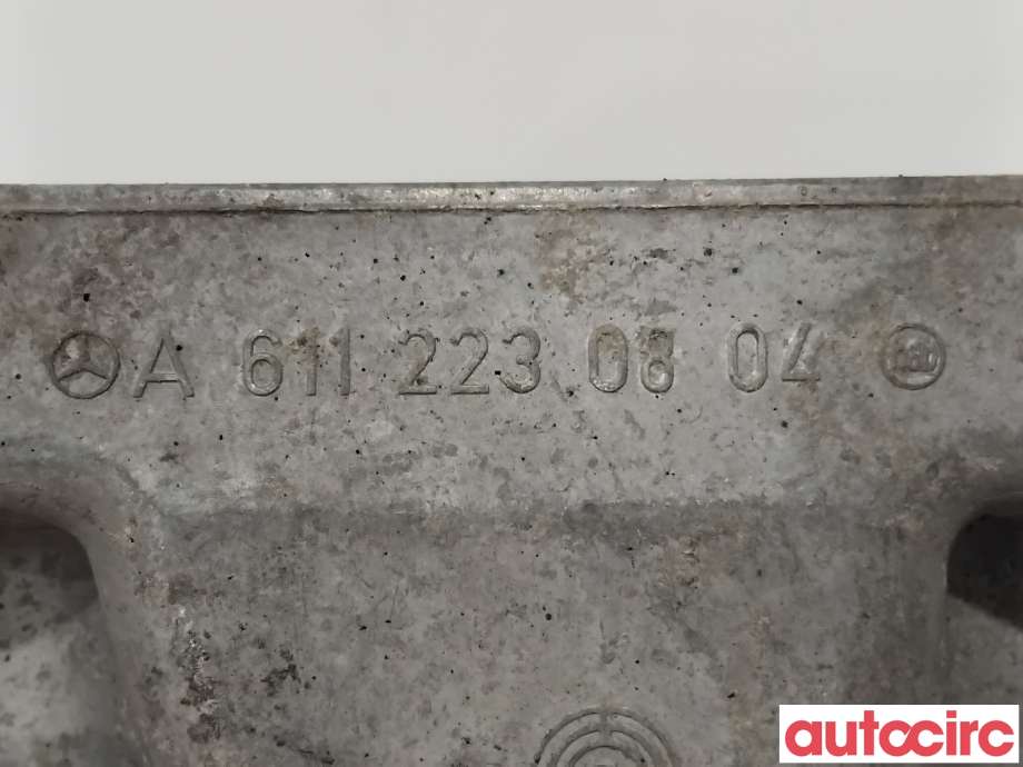 Motorfeste til Mercedes E-Klasse 2006-2009 (Fase 2) (W211) (W211) (MERCEDES|A6112230804|)