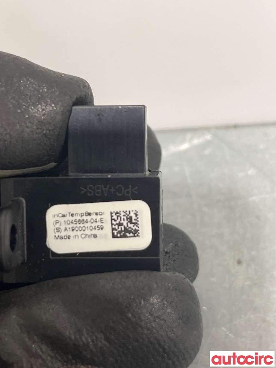 Sensor diverse til Tesla Model 3 2018-2023 (Fase 1)  (1045664-04-E|)
