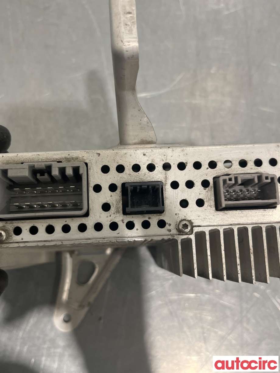 Bilstereo forsterker til Tesla Model 3 2018-2023 (Fase 1) (1079748-00-E|)