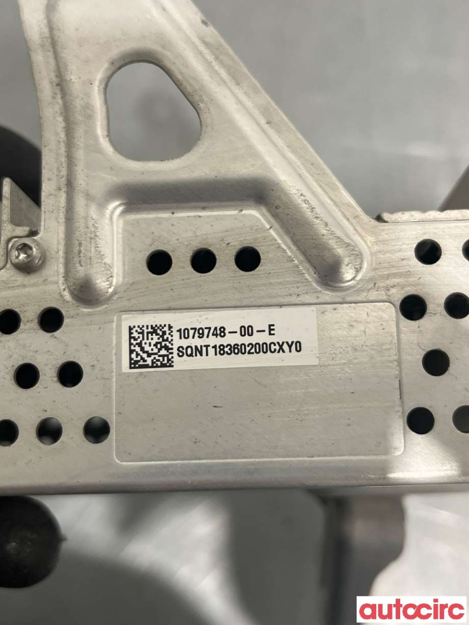 Bilstereo forsterker til Tesla Model 3 2018-2023 (Fase 1) (1079748-00-E|)