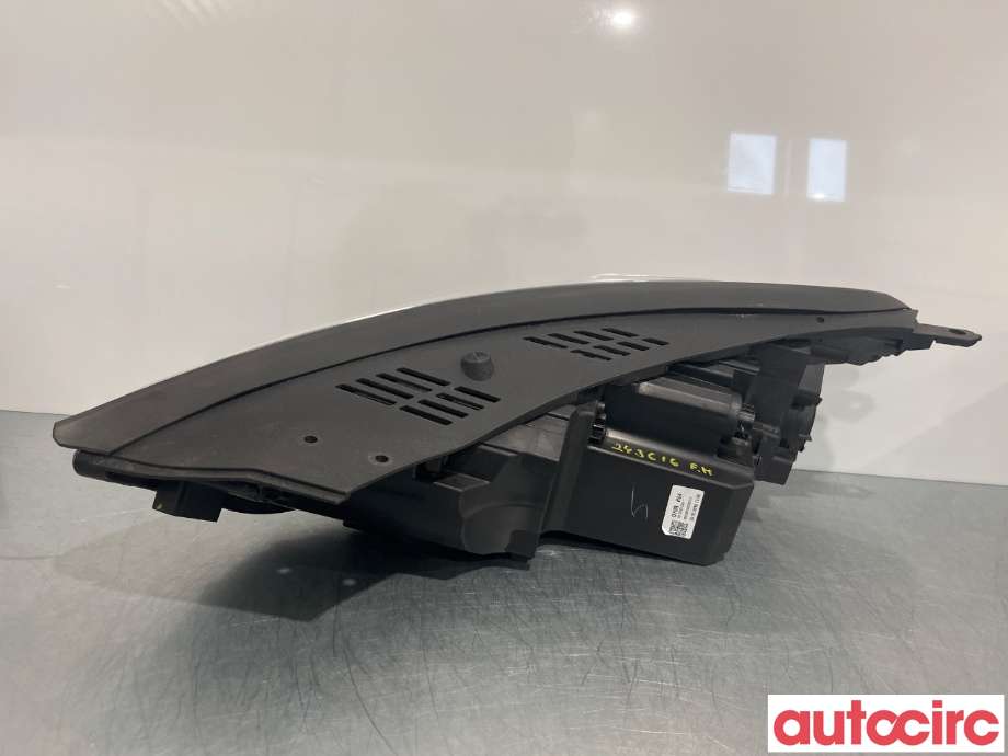 Frontlykt høyre halogen til Hyundai Tucson 2015-2020  (92102D7700|)