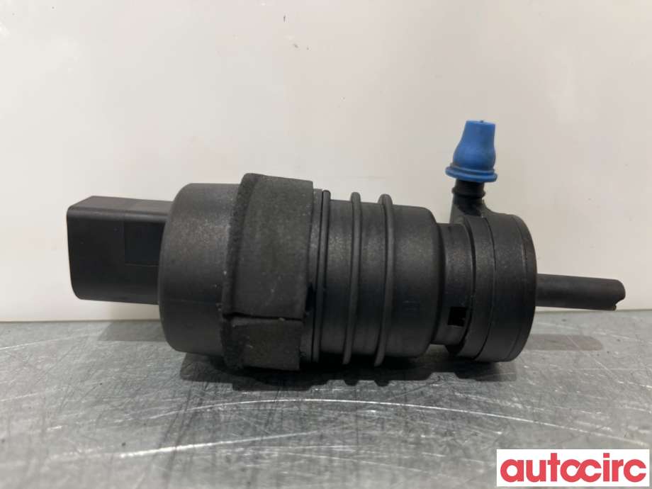 Spylerpumpe foran til Mercedes G-Wagen 1990-->> (W463) (W463) (MERCEDES|A2108690821|)