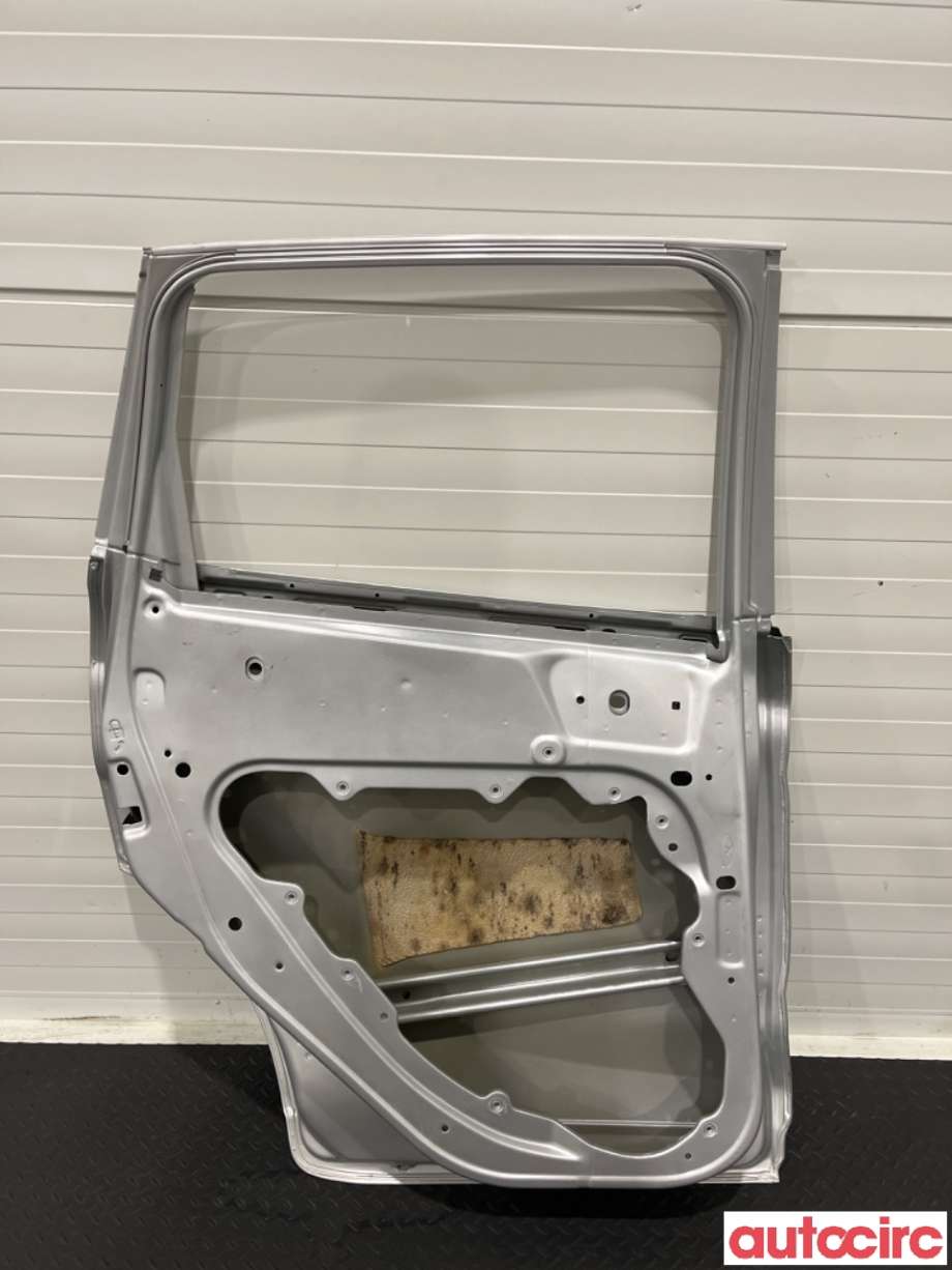 Dør venstre bak til Ford Kuga 2008-2012 (Type I)  (FORD|1520947|P8V41-S24631-AA|)