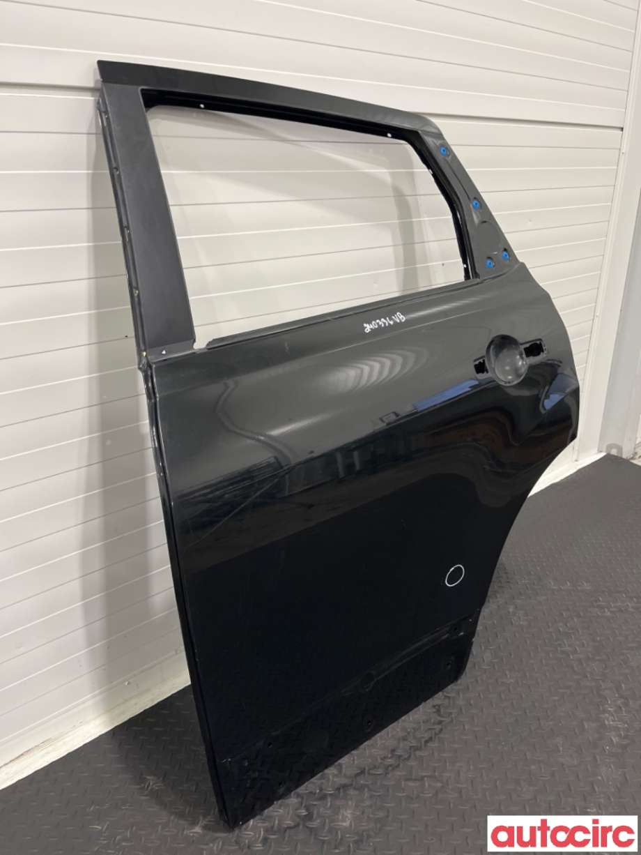 Dør venstre bak til Nissan Qashqai 2010-2014 (Type I, Fase 2)  (NISSAN|H2101JD0MC|)