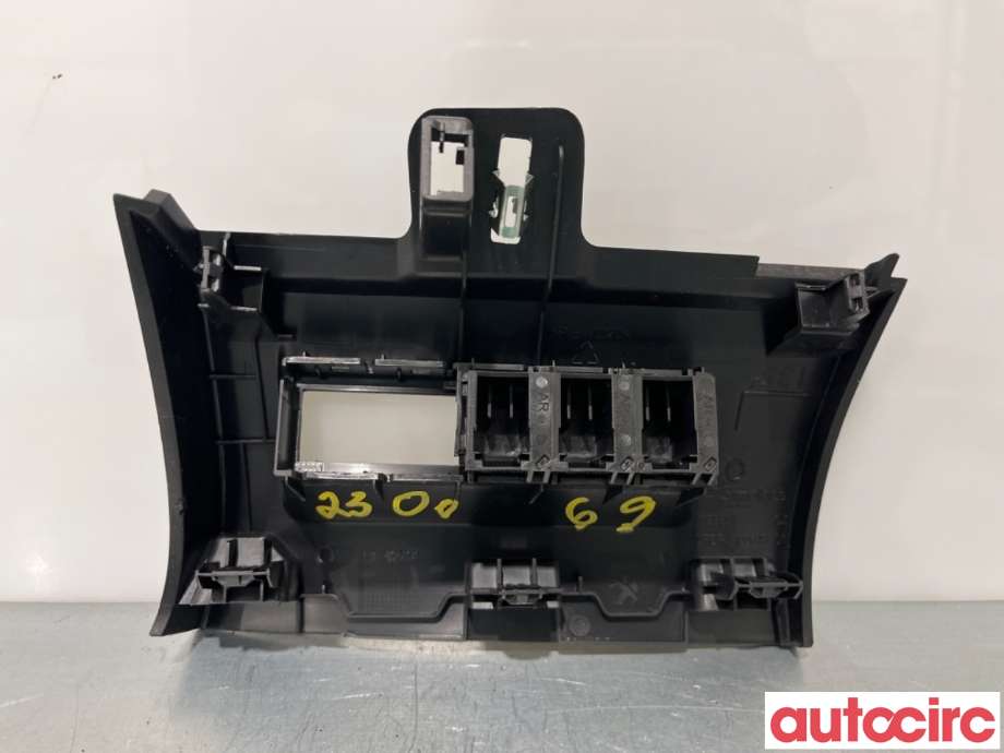 Diverse deler til Peugeot 2008 2019-->> (Type II)  (PEUGEOT|98234650ZD||9823465080)