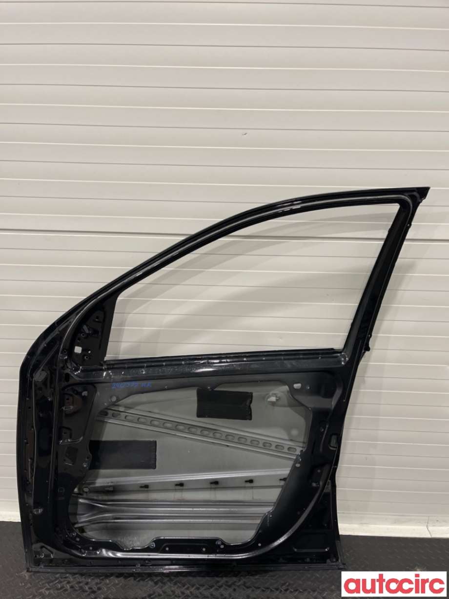 Dør høyre foran til Mercedes GL 2006-2012 (X164) (X164) (MERCEDES|A1647201005|)