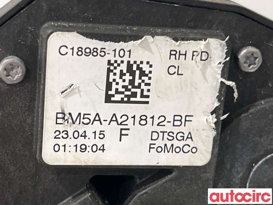 Låsekasse høyre foran til Ford Mondeo 2014-2019 (Type V, Fase 1)  (FORD|2066073|C18985-101|BM5A-A21812-BF)
