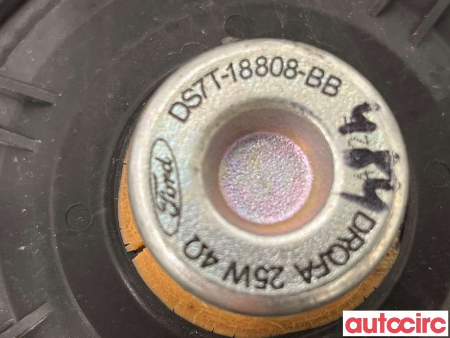 Bilstereo høyttaler til Ford Mondeo 2014-2019 (Type V, Fase 1)  (FORD|5294327||DS7T-18808-BB)