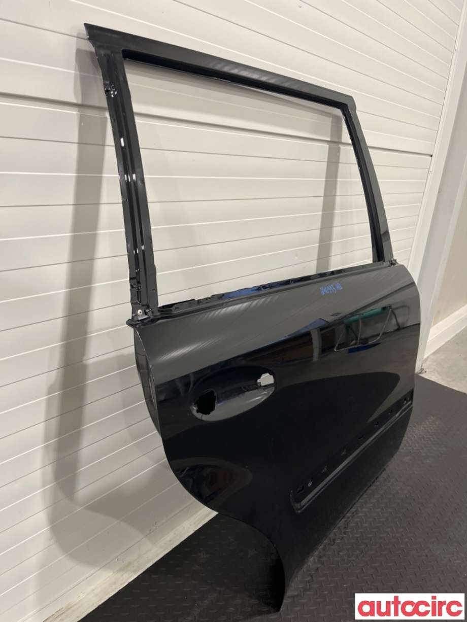 Dør høyre bak til Mercedes GL 2006-2012 (X164) (X164) (MERCEDES|A1647301005||A1647300405)