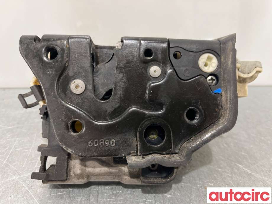 Låsekasse høyre foran til Audi Q5 2008-2012 (Type I, Fase 1)  (AUDI|8J1837016A|)