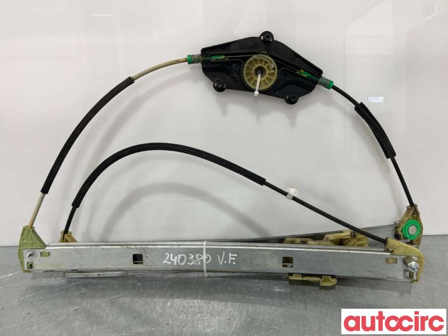 Ruteheis til Audi Q5, 2008-2012 (Type I, Fase 1)  (AUDI|8R0837461F)