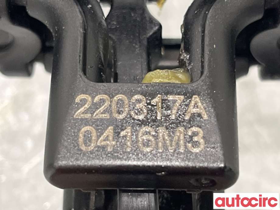 Dørstopper til Kia Sorento 2016-->> Type III (KIA|77980P2000|)