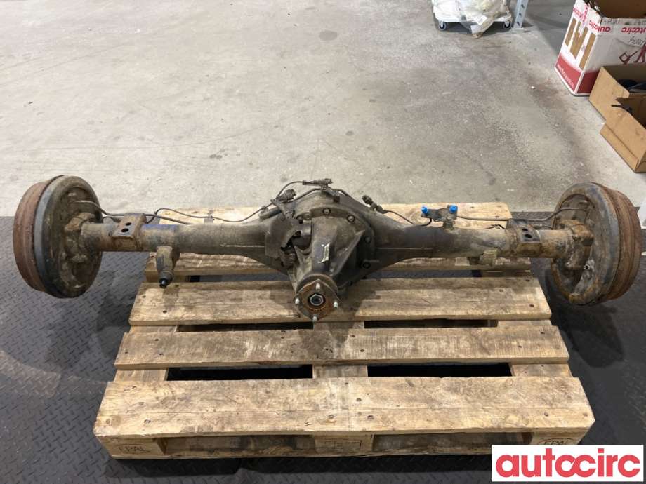 Bakaksel til Toyota Hilux 2016-2020  (TOYOTA|411100K840|)