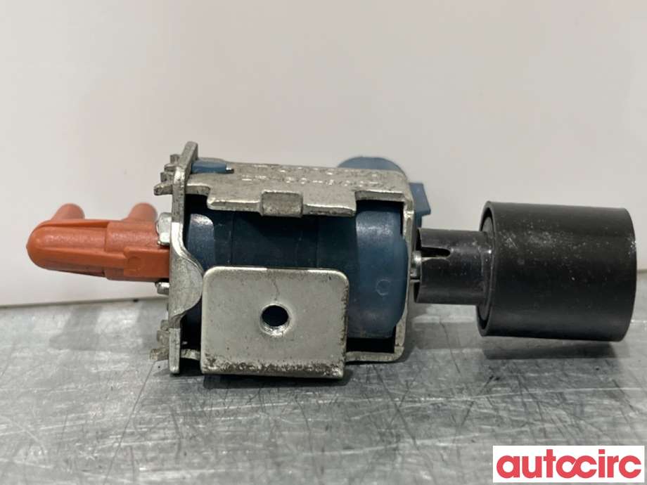 Vakuumventil til Toyota Hilux 2016-2020  (TOYOTA|2586030070||25860-30070)