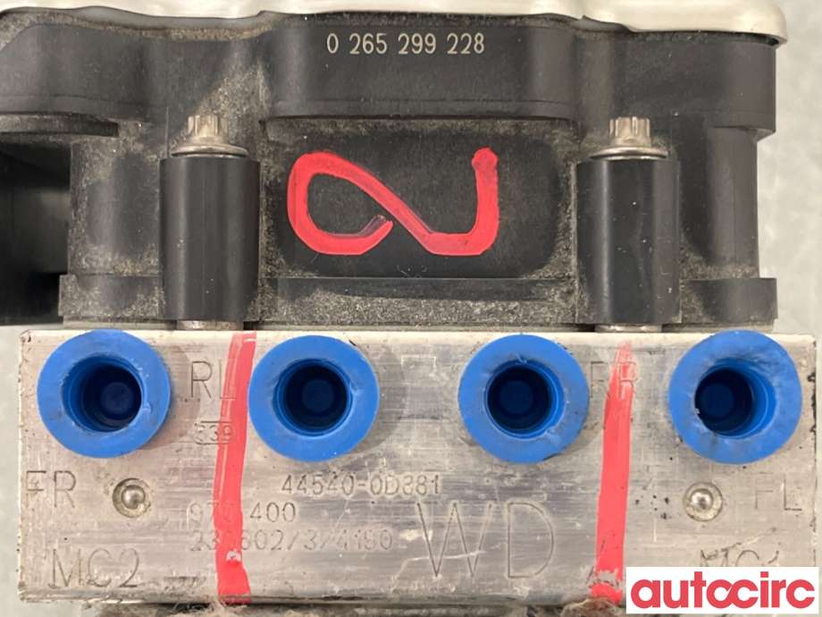 ABS sentral til Toyota Yaris Cross (SUV) 2021-->>  (TOYOTA|440500DJ71|0265299228|44540-0D881)