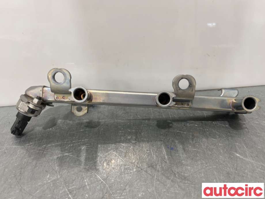 Dyseskinne (fuelrail) til Toyota Yaris Cross (SUV) 2021-->>  (TOYOTA|2381415080|)