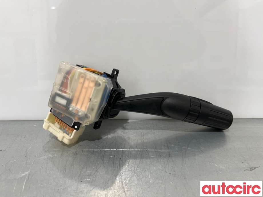 Bryter blink til Subaru Forester 2008-2013 (Type III)  (SUBARU|83115AG151||83115AG150)
