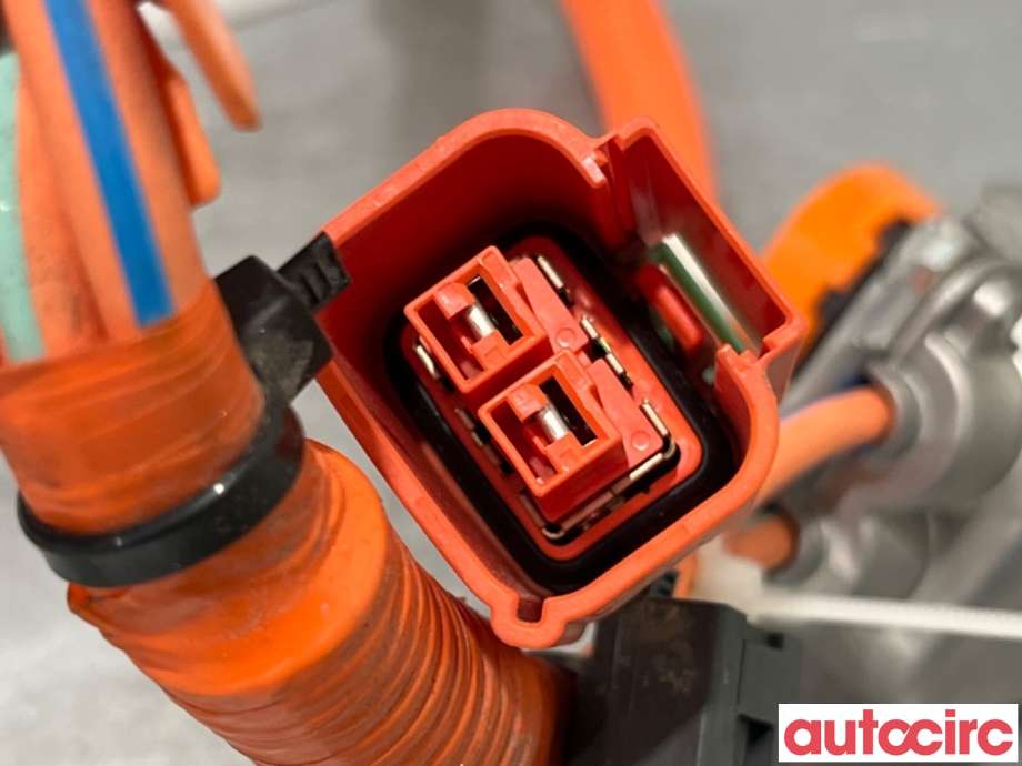 Kabel høy volt (HV) hybrid til Toyota Yaris Cross (SUV) 2021-->>  (TOYOTA|821H2K0030|)
