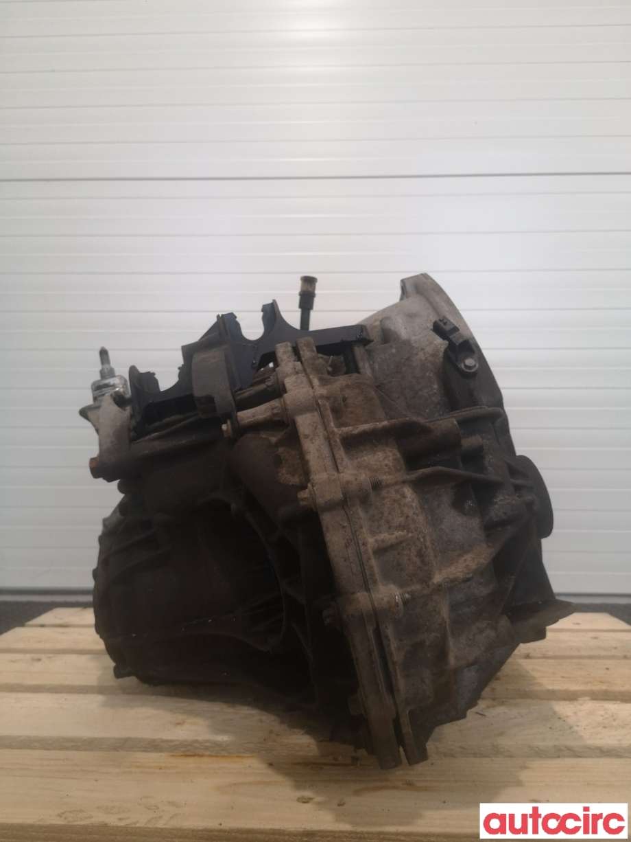 Girkasse manuell 6-trinn til Opel Vivaro B 2014-2019  (OPEL|93453891|M73|)