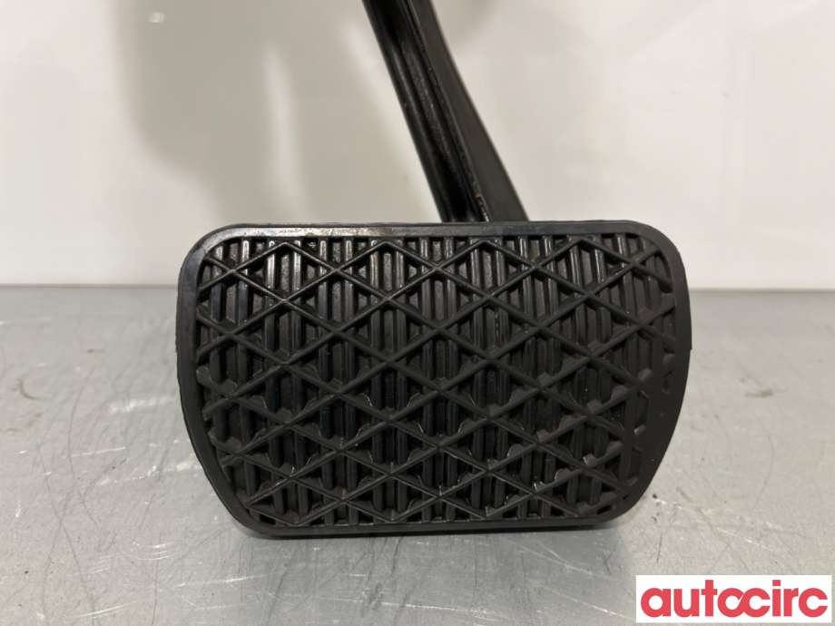 Pedal gass/brems/clutch til Mercedes C-Klasse 2014-2018 (Fase 1) (W205) (W205) (MERCEDES|A2052900300||A2052920000)