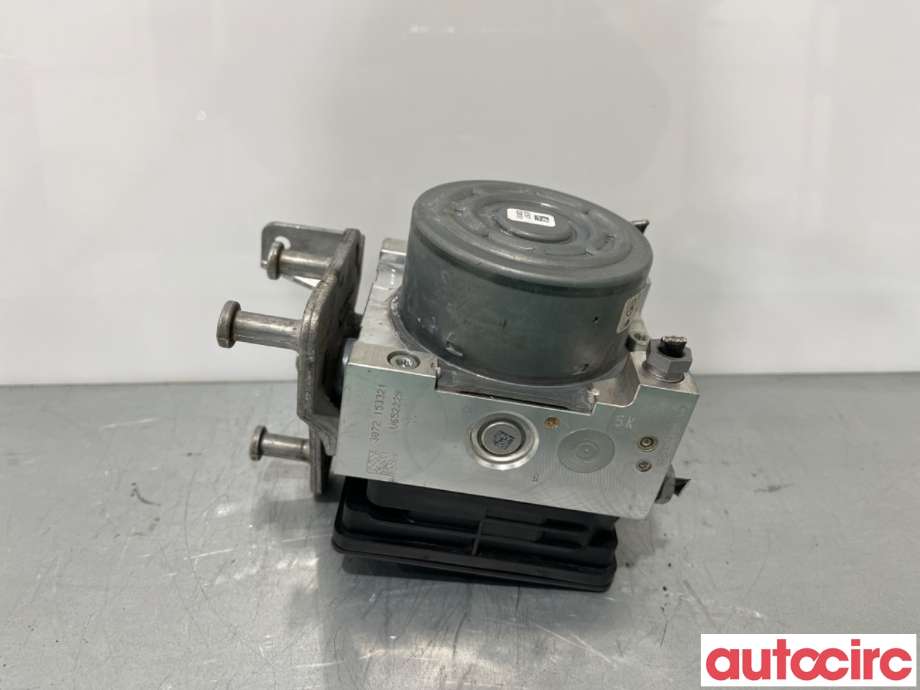 ABS sentral til Mercedes C-Klasse 2014-2018 (Fase 1) (W205) (W205) (MERCEDES|A2534312900||A2534313500)