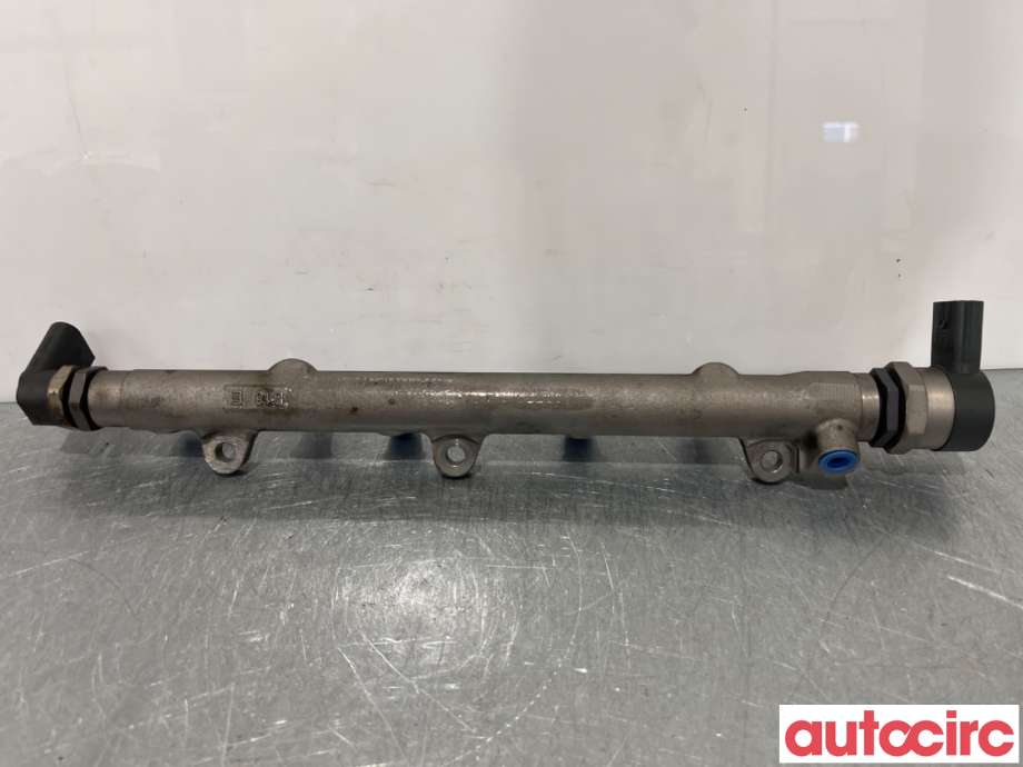 Dyseskinne (fuelrail) til BMW 5-Serie 2003-2010 (E60/E61) (E60/E61) (BMW|13537805725|0445214030|7787164)