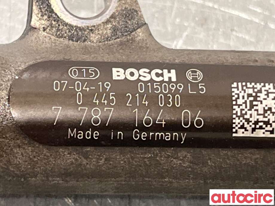 Dyseskinne (fuelrail) til BMW 5-Serie 2003-2010 (E60/E61) (E60/E61) (BMW|13537805725|0445214030|7787164)