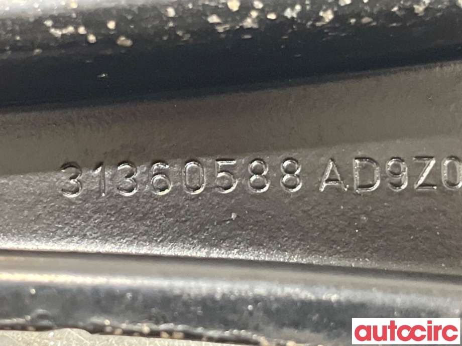 Bærebru høyre bak til Volvo XC60 2017-->> (Type II)  (VOLVO|31360588|)