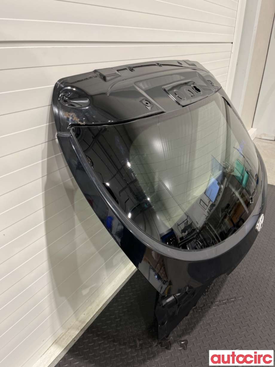 Bakluke til Hyundai i40 2012-2017  (HYUNDAI|737003Z020|)
