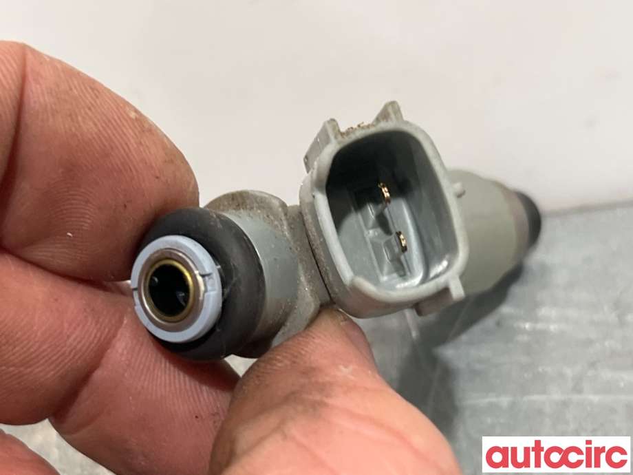 Dyse innsprøyting bensin til Peugeot 108 2014-->>  (PEUGEOT|1611551580||23250-0Q030)
