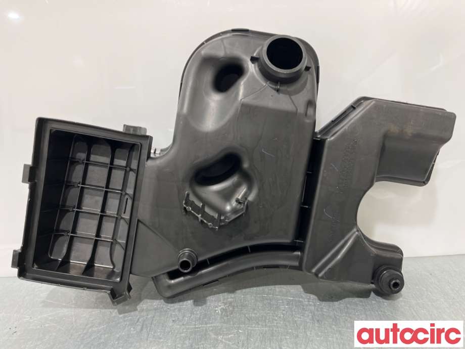 Luftfilterboks til Peugeot 108 2014-->>  (PEUGEOT|B000999580||17705-0Q030)