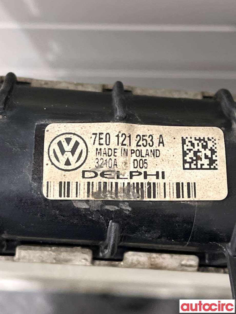 Radiator (manuell gir) til VW Transporter / Caravelle 2009-2015 (Fase 2) (T5) (T5) (VOLKSWAGEN|7E0121253A|)