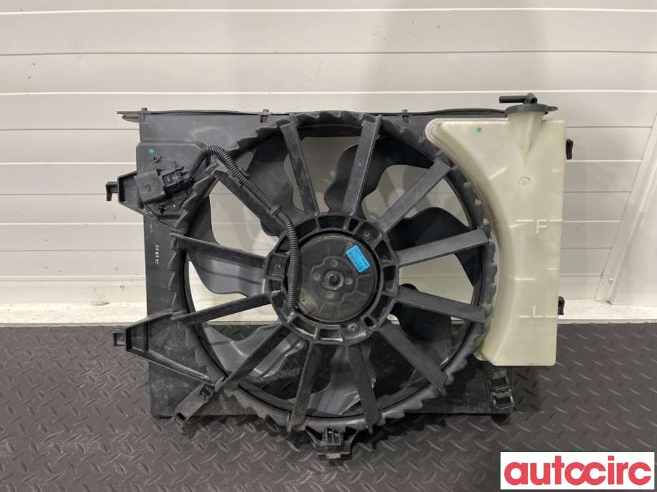 Kjølevifte til Hyundai i20 2009-2014 (Type I) (HYUNDAI|253804P550|)