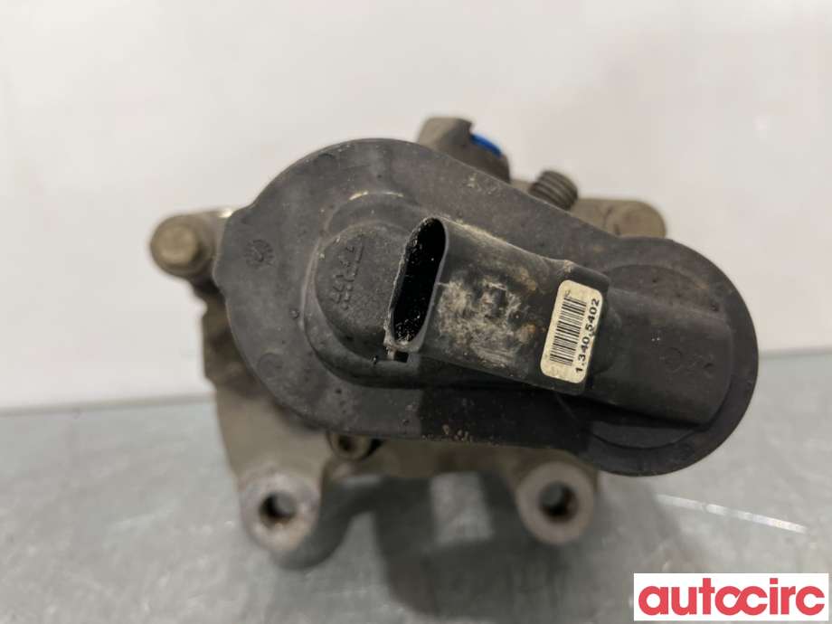 Bremsecaliper høyre bak til VW Passat 2011-2015 (B7) (B7) (VOLKSWAGEN|5N0615404||5N0615404X)