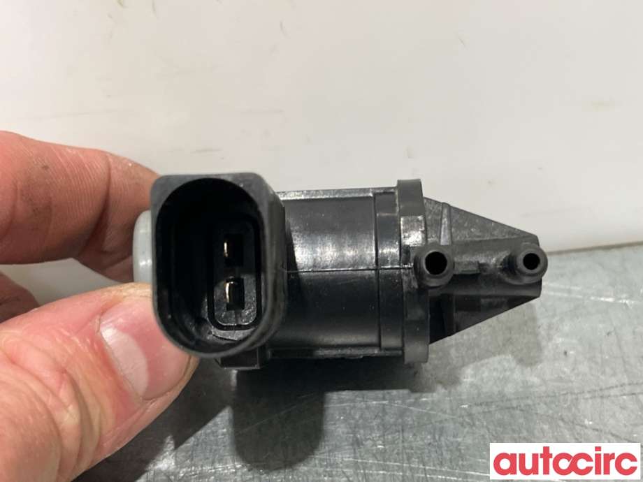 Vakuumventil til VW Passat 2011-2015 (B7) (B7) (VOLKSWAGEN|1K0906283A|)
