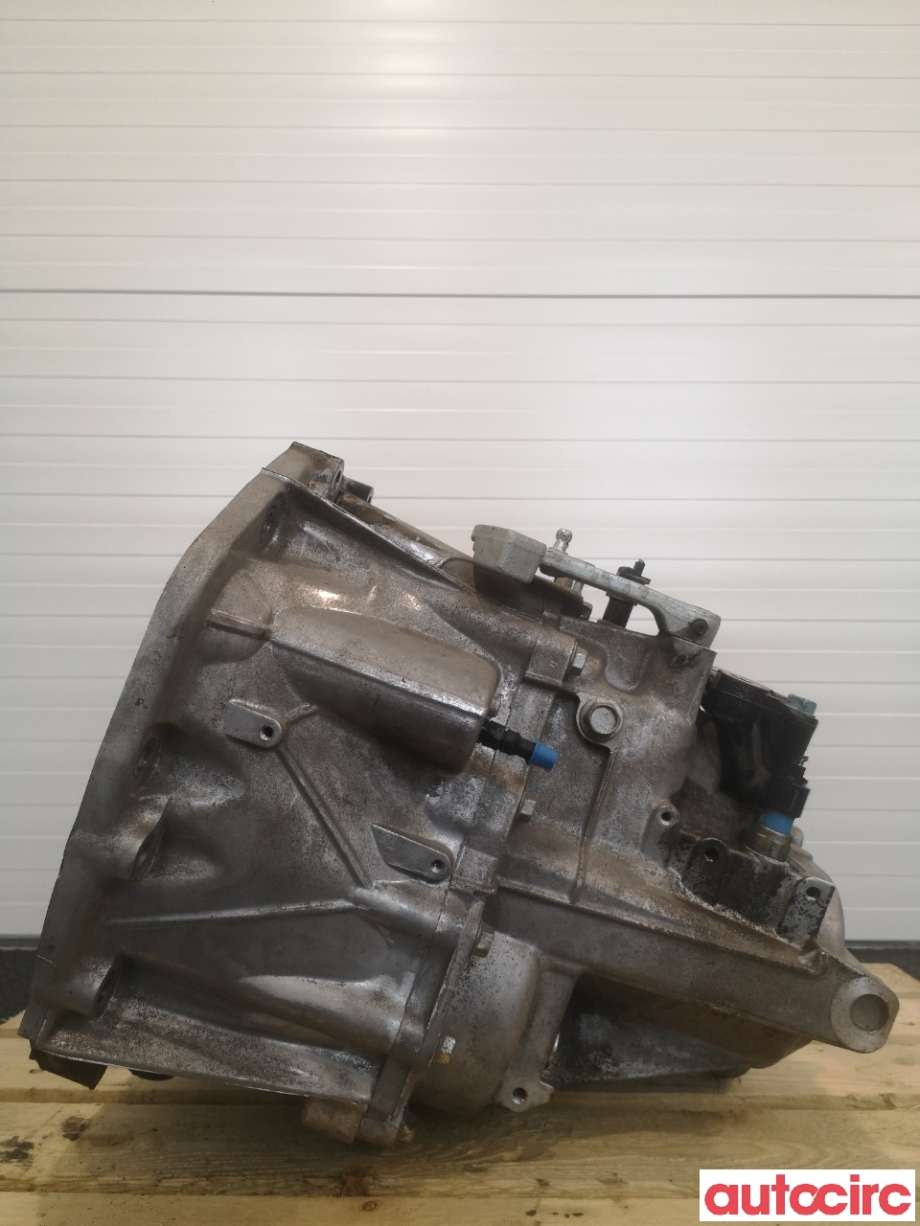 Girkasse manuell 6-trinn til Nissan X-Trail 2007-2014 (T31) (T31) (NISSAN|320103UB6B|)