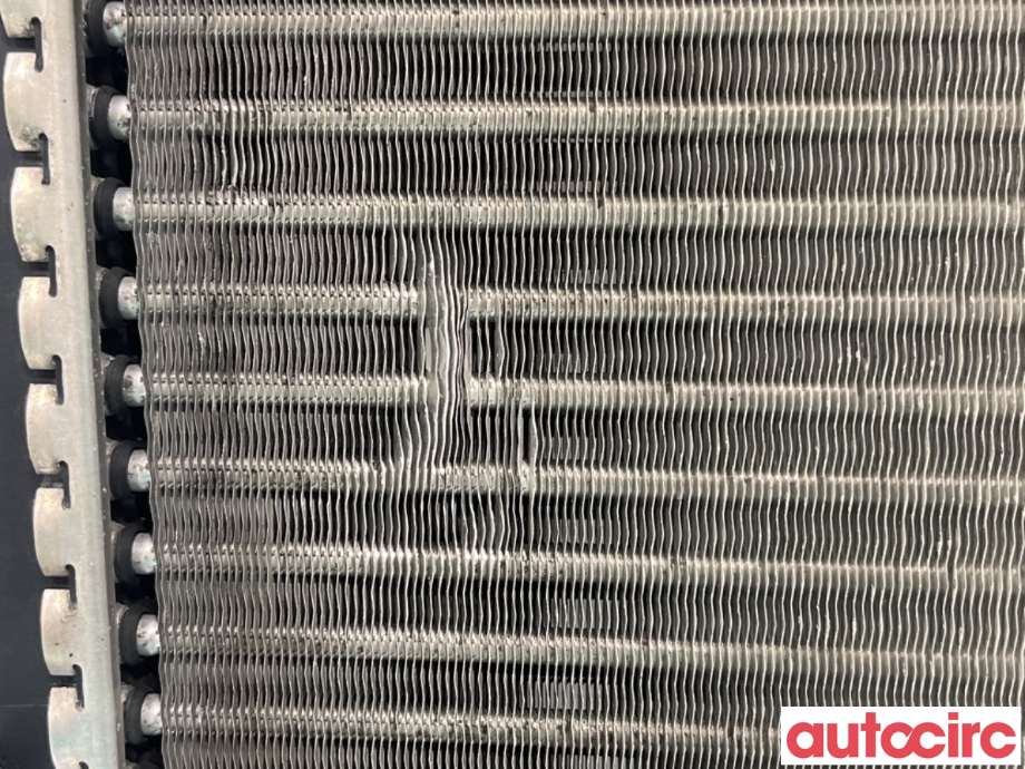 Radiator (manuell gir) til VW Polo 2009-2014 (Type V, Fase 1)  (VOLKSWAGEN|6R0121253|)