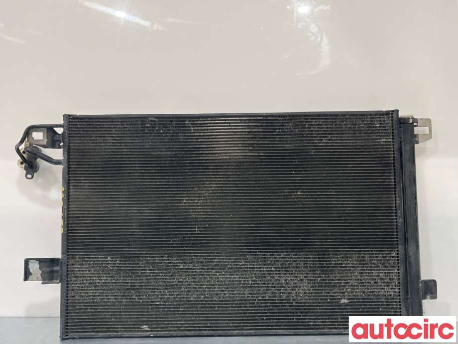 Aircondition radiator til VW Transporter / Caravelle 2009-2015 (Fase 2) (T5) (T5) (VOLKSWAGEN|7E0820411B||7E0820411D)