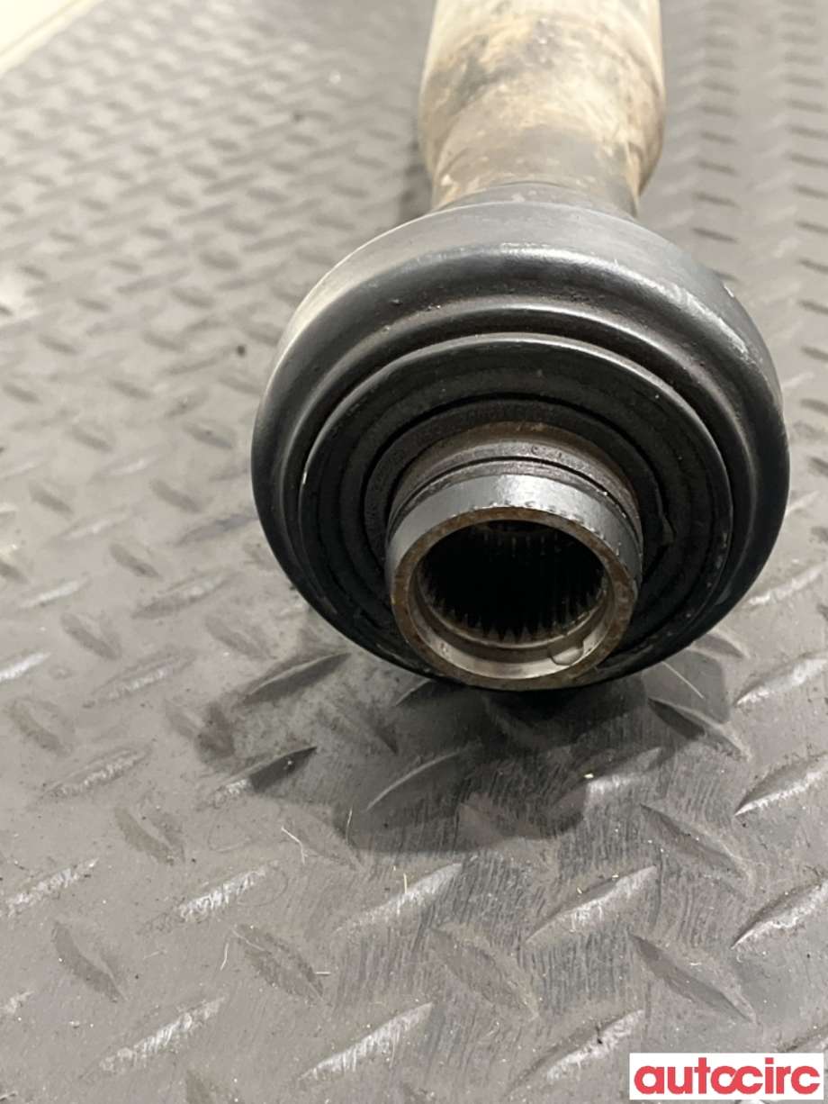 Mellomaksel til Audi A3 2016-2020 (Type III, Fase 2)  (AUDI|8V0521101C|)