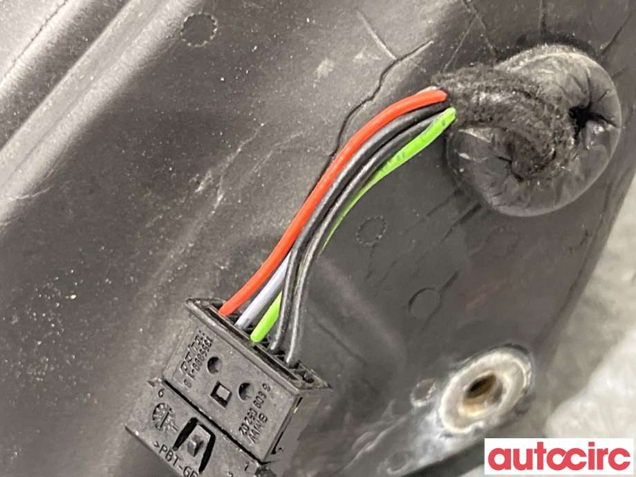 Speil høyre til BMW X3 2003-2006 (Fase 1) (E83) (E83) (BMW|51163452700|)