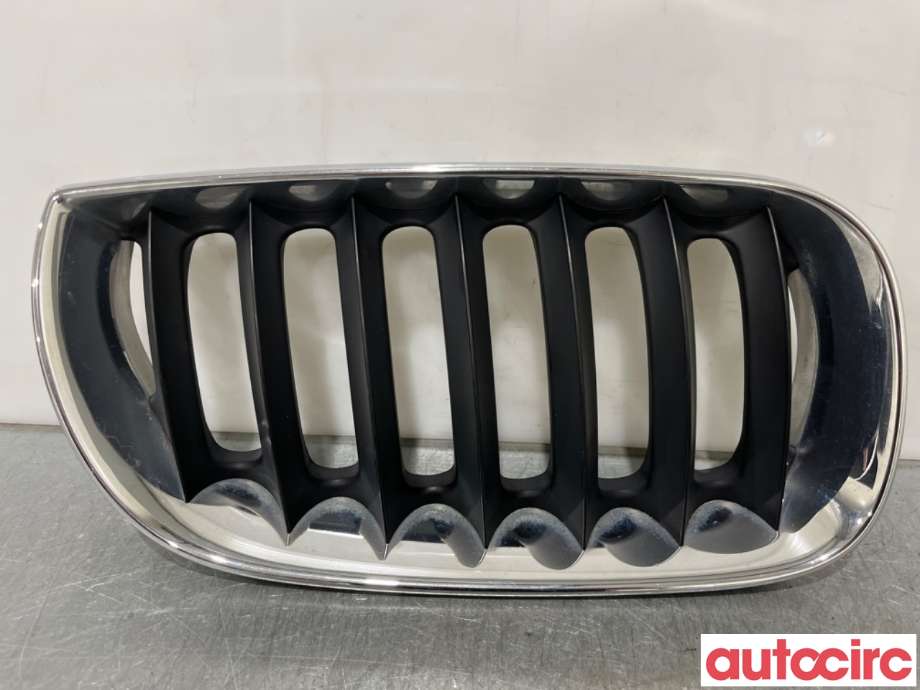 Grill høyre til BMW X3 2003-2006 (Fase 1) (E83) (E83) (BMW|51133402910|)