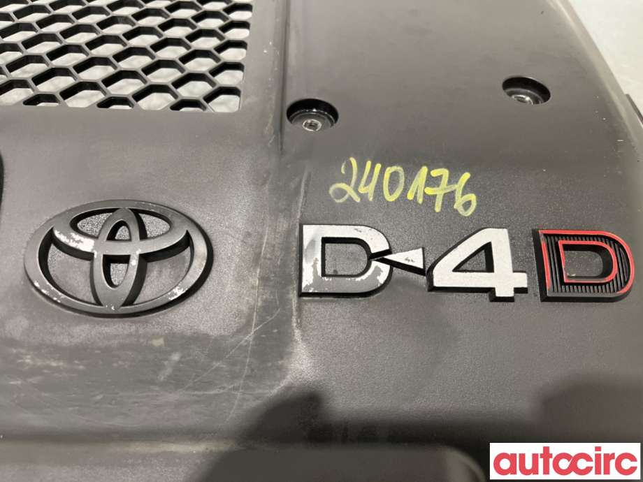 Motordeksel over motor til Toyota Hilux 2006-2011 (TOYOTA|126010L050||12601-0L050)